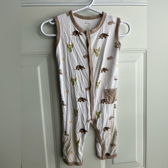 Kyte BABY Other - Kyte baby bamboo sleeveless snap sleeper romper 12-18 months